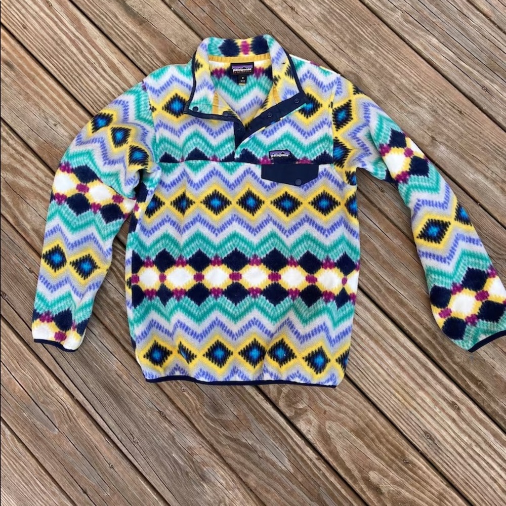 Patagonia Aztec Southwestern Synchilla Fleece Size Small.